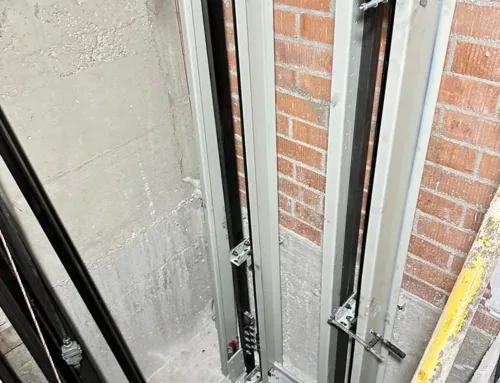 Instalación de ascensor de obra nueva en Cornellà de Llobregat.