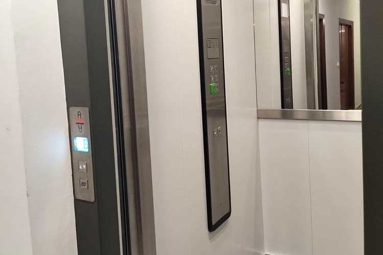 Instalación de ascensor Nou Barris - Barcelona | Ascensores Ramase