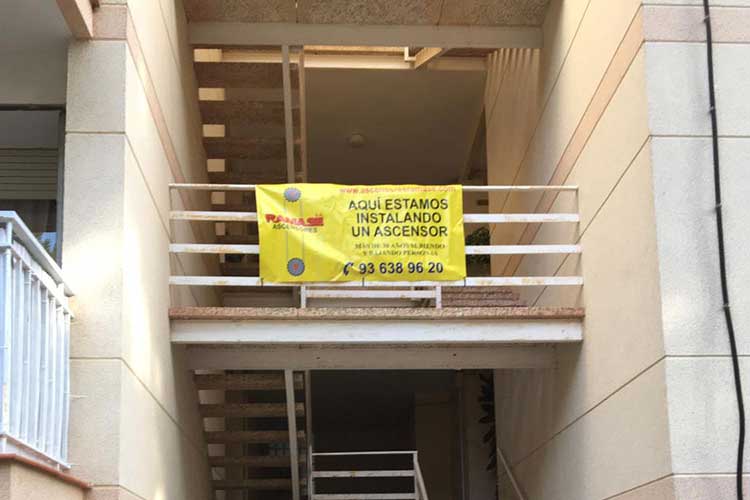 Instalación ascensor Castelldefels-Zona Castillo | Ascensores Ramase